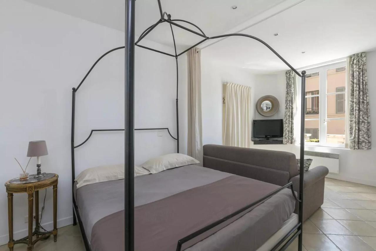 La Terrasse De Mademoiselle Apartment Versailles Exterior photo